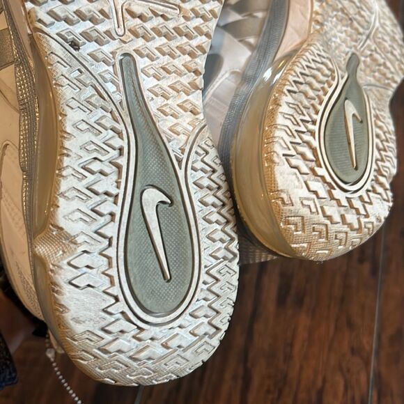 Nike Fingertrap Max Men's 9.5 Reflect Silver / White 644673-100 training running - Picture 7 of 12